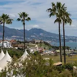 Juliana Seaviews *
