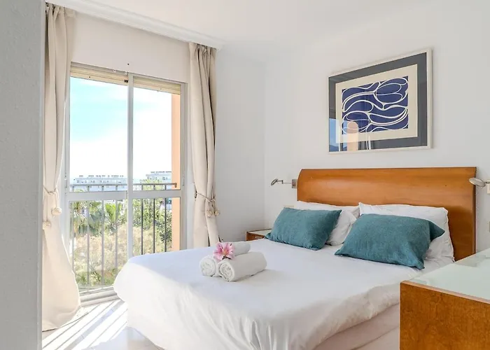 Juliana Seaviews * 丰希罗拉