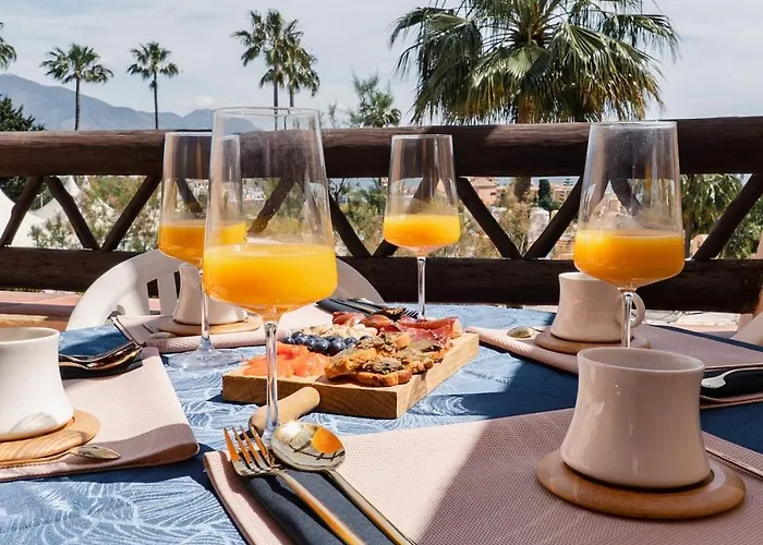 Juliana Seaviews * 丰希罗拉