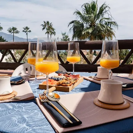 Juliana Seaviews * פואנגירולה